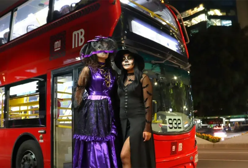 Este 4 de noviembre se llevar&aacute; a cabo el Desfile de D&iacute;a de Muertos 2023 en la Ciudad de M&eacute;xico, en donde cientos de personas recorrer&aacute;n Paseo de la Reforma hasta llegar al Z&oacute;calo capitalino