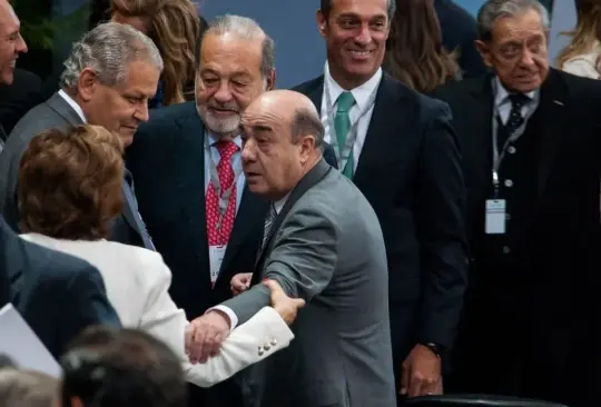  Jesús Murillo Karam, exprocurador General de la República. 