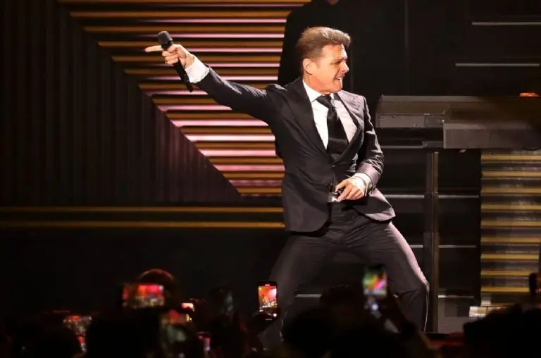 Así se vivió el primer concierto de Luis Miguel en la Arena Ciudad de México Créditos: X (Twitter)