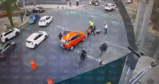 Hombre en situaci&oacute;n de calle es arrollado en Paseo de la Reforma 