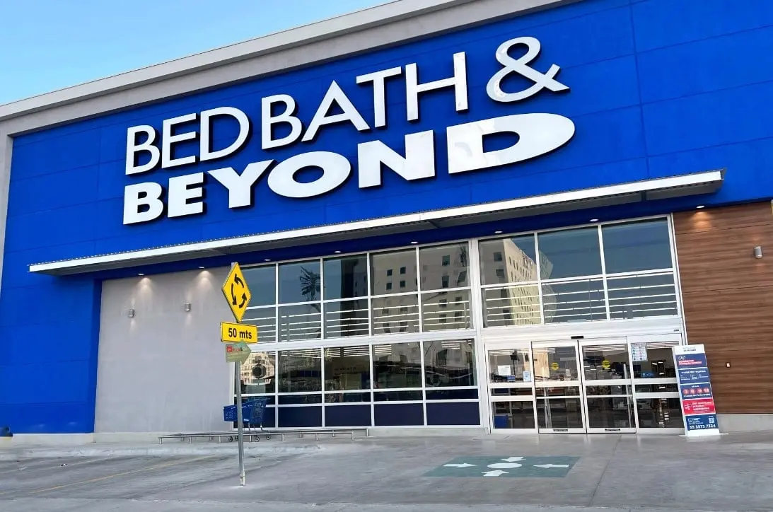 Es una cadena estadounidense de muebles para el hogar con algunas sucursales en M&eacute;xico. A finales de abril dio a conocer en su p&aacute;gina web que se hab&iacute;an declarado en quiebra.