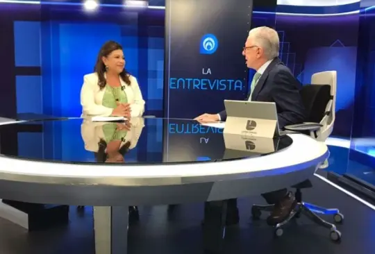 La tarde de este miércoles 22 de noviembre los ánimos se encendieron en la entrevista que le hizo Joaquín López Dóriga a Clara Brugada, aspirante de Morena al Gobierno de la CDMX.