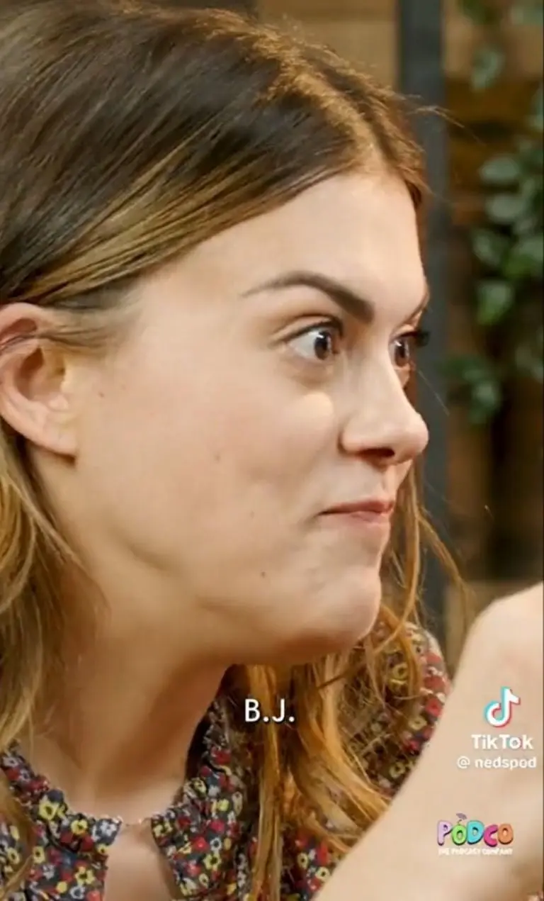 Actores del Manual de Ned confiesan intimidad en el set - Tomada de video