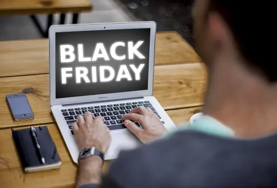 El Black Friday, conocido como el viernes negro, es uno de los días de compras más emblemáticos en los Estados Unidos y en otros lugares del mundo.