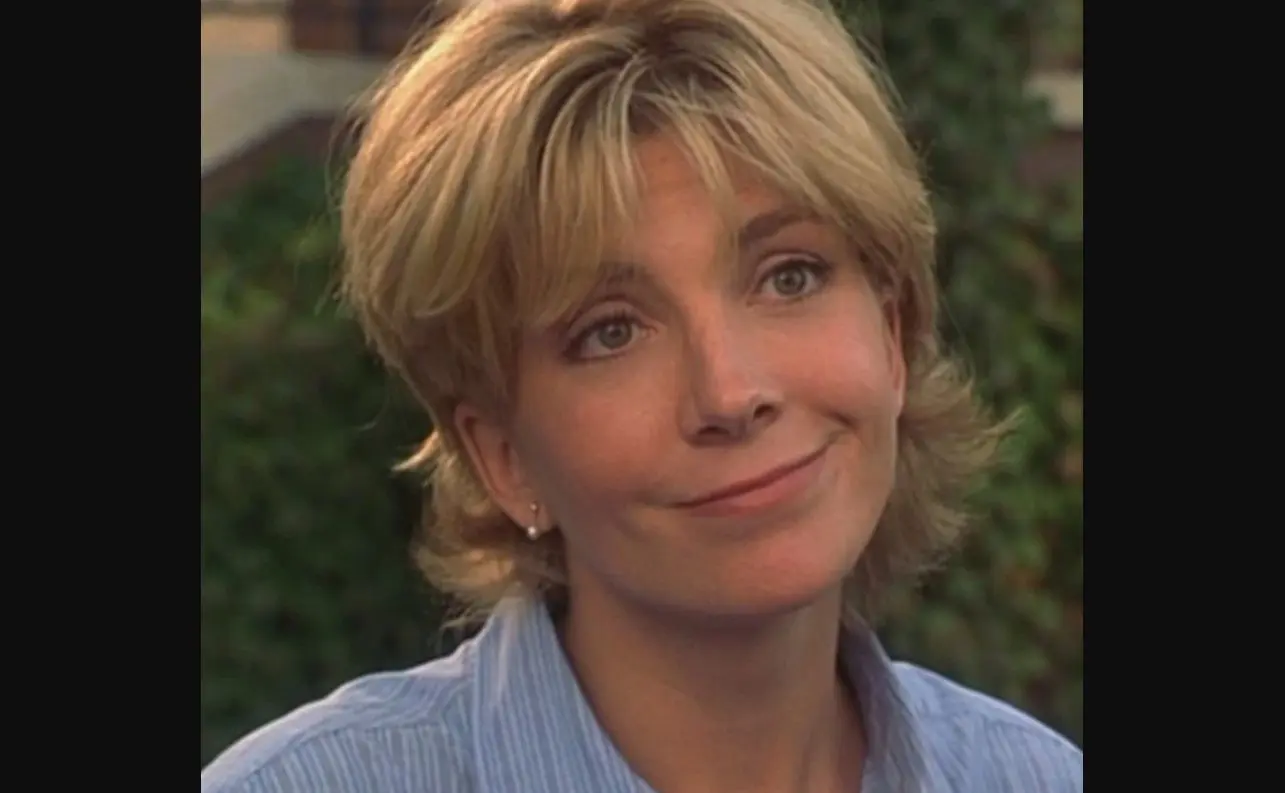 Natasha Richard interpret&oacute; a Elizabeth James