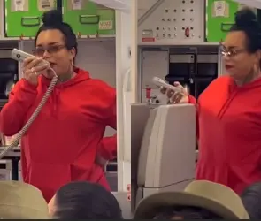 Paolita Suarez de Las Perdidas se convierte en la azafata estrella de Viva Aerobus