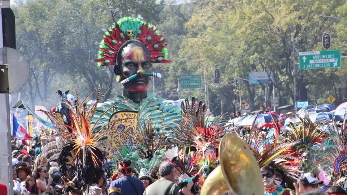 Se trat&oacute; de un carnaval dedicado a la muerte en donde las calles se llenaron de m&uacute;sica, baile, color y mucha diversi&oacute;n. 