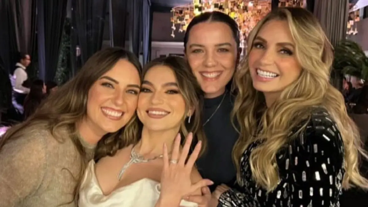 Una de sus &uacute;ltimas apariciones p&uacute;blicas de Ang&eacute;lica Rivera fue en la fiesta de compromiso de su hija Sof&iacute;a Castro con Pablo Bernot.