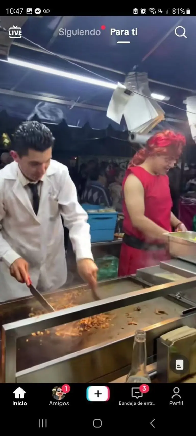 Taqueros se disfrazan de Las Chicas Superpoderosas - Tomada de video