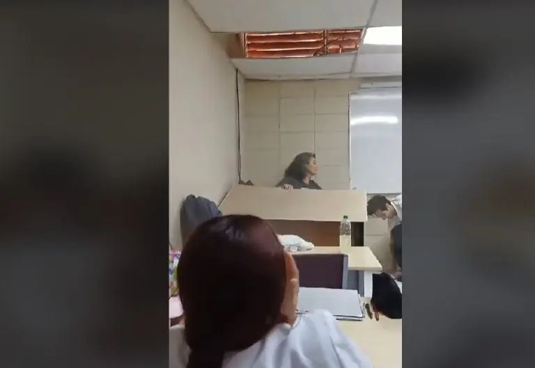 Estudiante tira el techo (TikTok)