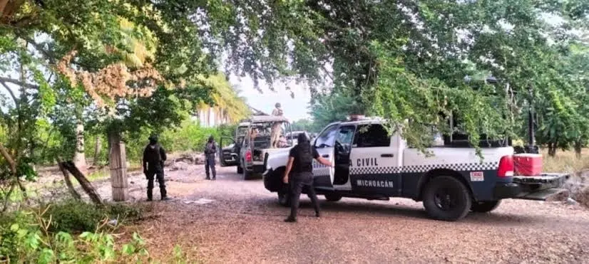 Enfrentamientos por el control de Tierra Caliente en Michoacán: deja 5 muertos y 4 detenidos Enfrentamientos por el control de Tierra Caliente en Michoacán: deja 5 muertos y 4 detenidos