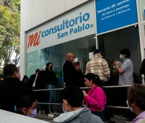 Alta demanda y desabasto: así se vivió el primer día de venta de vacunas Pfizer en la CDMX