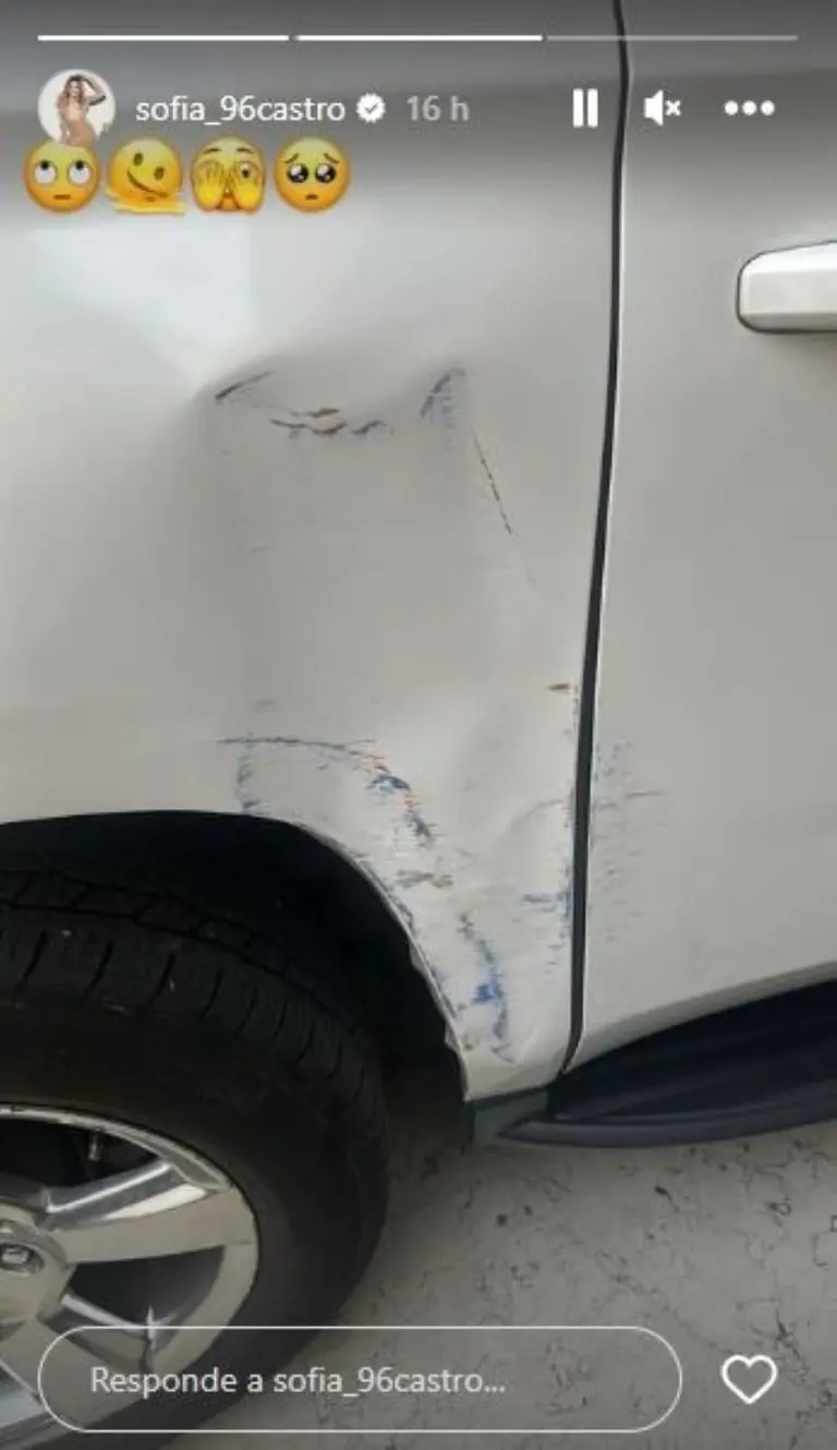 Así quedó la camioneta de Sofía Castro. Foto: Instagram.