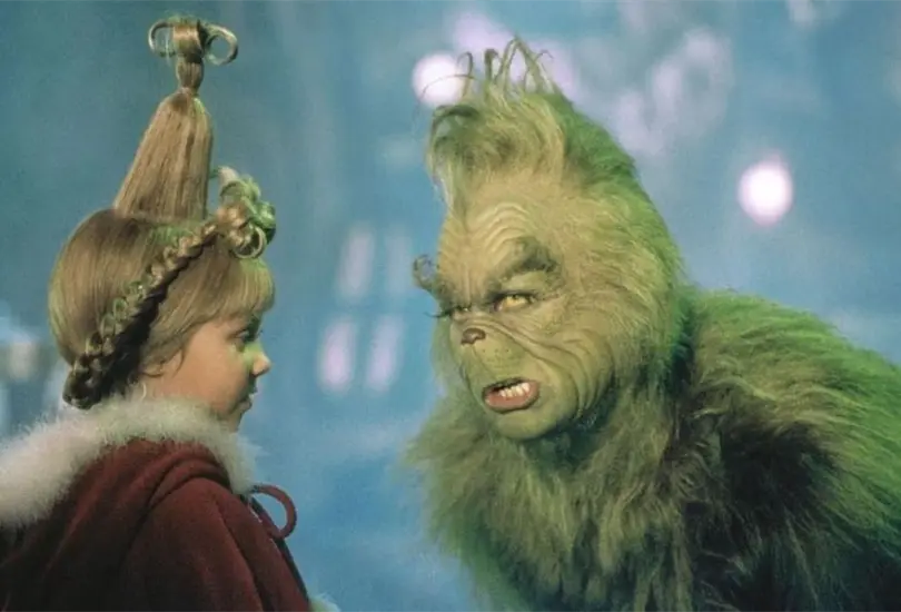 La ni&ntilde;a se rob&oacute; los corazones en el cl&aacute;sico del cine navide&ntilde;o. 