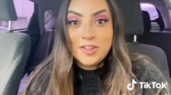 En el video en el que la mujer dice que quiere ser amiga de la esposa de su amante, ella pide que le preste a dos de sus cuatro hijos. En el video en el que la mujer dice que quiere ser amiga de la esposa de su amante, ella pide que le preste a dos de sus cuatro hijos.