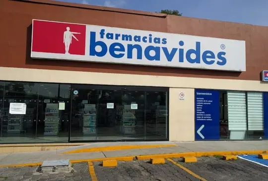 Farmacia Benavides comenzó con la venta de la vacuna Pfizer. 