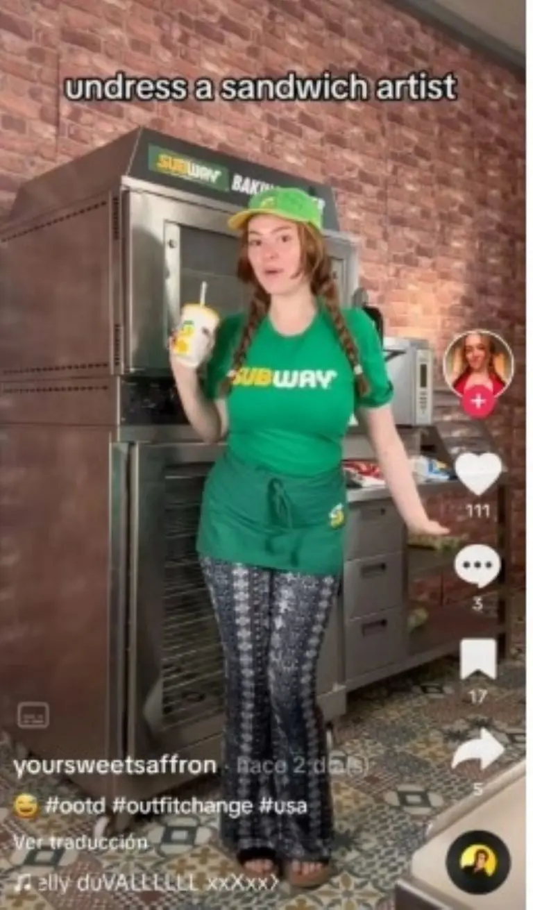 Empleada de Subway conquista TikTok.Foto tomada de video