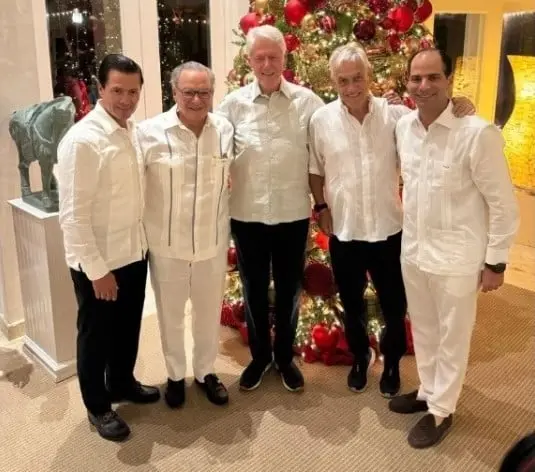 Vacaciona Peña Nieto con los Clinton en Punta Cana. 