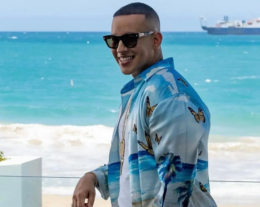 En su &uacute;ltimo concierto en Puerto Rico, Daddy Yankee que el motivo de su retiro era su religi&oacute;n, pues se dio cuenta de que el verdadero prop&oacute;sito de su vida es difundir la palabra de Dios. 