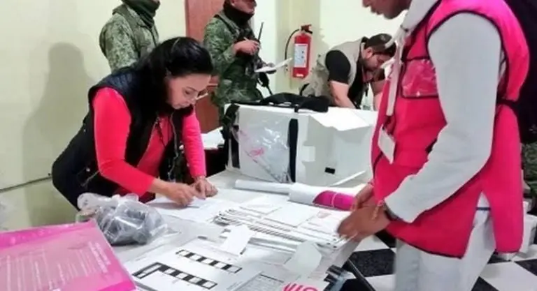 ¿Naciste en marzo o abril? Así puedes ser funcionario de casilla en las elecciones de 2024 Créditos: INE