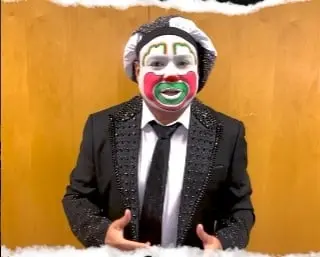 El payaso Brincos Dieras se ha visto envuelto en polémicas por su humor negro.