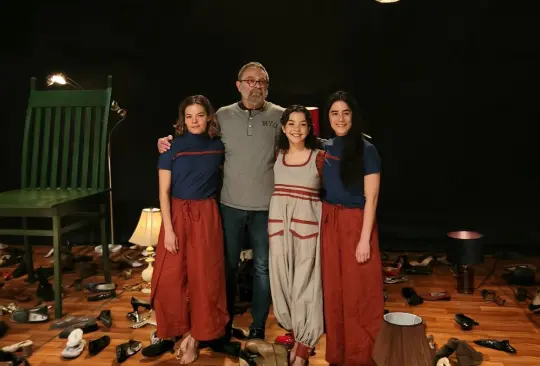 La poderosa puesta en escena llega al Foro Shakespeare gracias a la productora Magnífico Entertainment, bajo la dirección Benjamín Cann y estelarizada por María Perroni Garza en conjunto con los talentos alternantes Tamara Vallarta y Paulina Treviño. La poderosa puesta en escena llega al Foro Shakespeare gracias a la productora Magnífico Entertainment, bajo la dirección Benjamín Cann y estelarizada por María Perroni Garza en conjunto con los talentos alternantes Tamara Vallarta y Paulina Treviño.