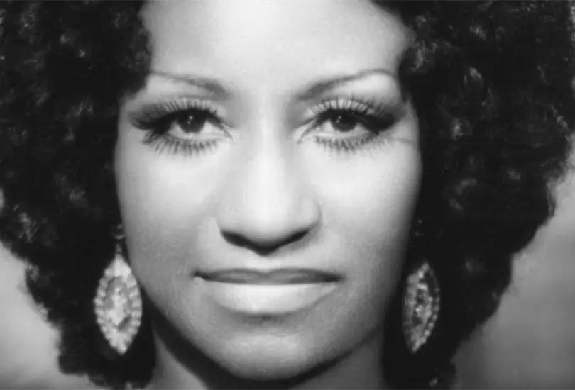 La Reina de la Salsa, Celia Cruz, tendrá su imagen acuñada en las monedas de 25 centavos de dólar estadounidenses. La Reina de la Salsa, Celia Cruz, tendrá su imagen acuñada en las monedas de 25 centavos de dólar estadounidenses.
