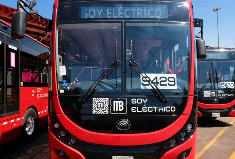 Claudia Sheinbaum inauguró las 50 unidades eléctricas del Metrobús Línea 3 que transportarán a más de 200 mil pasajeros diarios. Claudia Sheinbaum inauguró las 50 unidades eléctricas del Metrobús Línea 3 que transportarán a más de 200 mil pasajeros diarios.