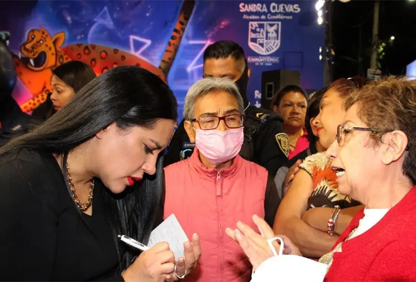 Tras el incidente en Santa María La Ribera, Sandra Cuevas anunció que definitivamente dejará la política, porque en la vida hay muchas cosas más bonitas. Tras el incidente en Santa María La Ribera, Sandra Cuevas anunció que definitivamente dejará la política, porque en la vida hay muchas cosas más bonitas.