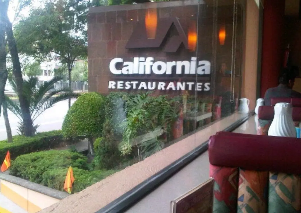 Comenzaron a operar en 1982 y su buffet cobr&oacute; popularidad, pero en 2015 Grupo Gigante compr&oacute; la cadena a Comercial Mexicana y convirti&oacute; los restaurantes en Toks.