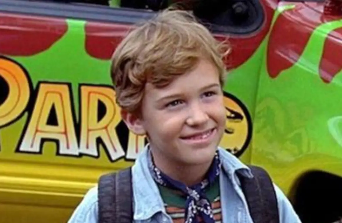 Joseph Mazzello interpretó a Tim Murphy