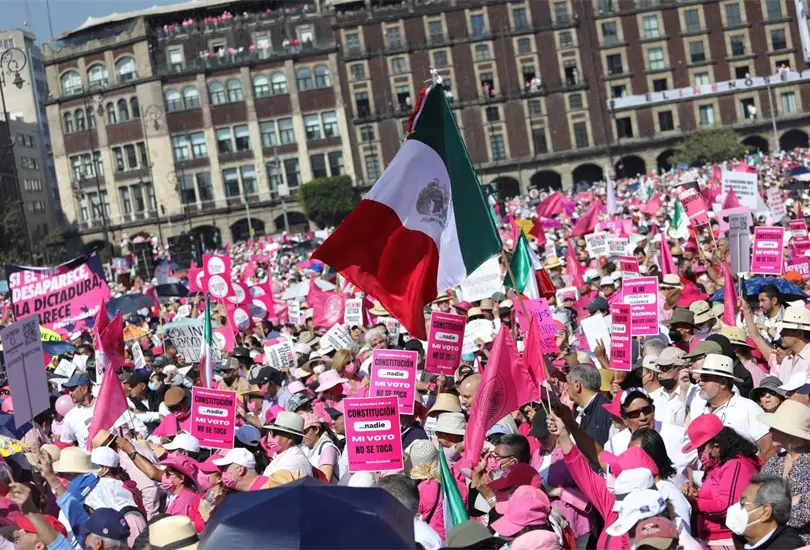 La presidenta de la Comisi&oacute;n de Derechos Humanos en el Senado de la Rep&uacute;blica, Kenia L&oacute;pez Rabad&aacute;n, asegur&oacute; que m&aacute;s de 500 mil personas asistieron a la Plancha del Z&oacute;calo