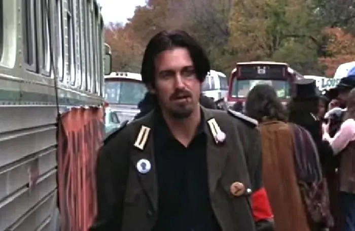 Geoffrey Blake interpret&oacute; a Wesley, el novio de Jenny