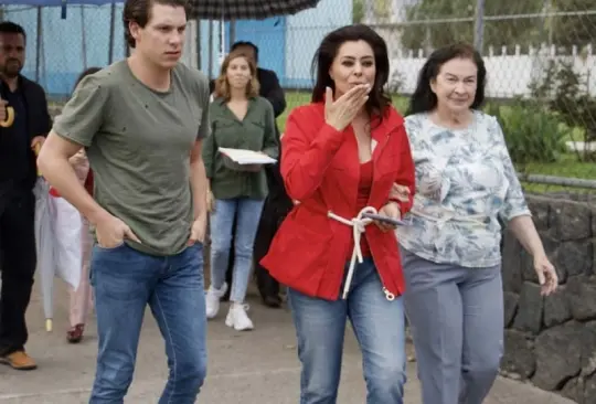 Ya me imaginaba llevármelo de la mano, pero aquí estamos esperando para en el momento en el que surja, en el que sea, estar pendientes", dijo Yadira Carrillo Ya me imaginaba llevármelo de la mano, pero aquí estamos esperando para en el momento en el que surja, en el que sea, estar pendientes", dijo Yadira Carrillo