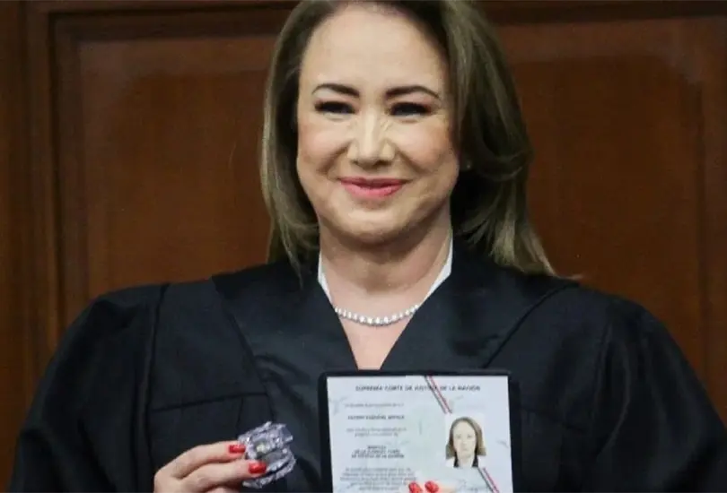 El amparo otorgado a Yasmín retrasa por tiempo indefinido que el Comité Universitario de Ética (Cuética) emita el dictamen correspondiente sobre una apropiación indebida de textos. El amparo otorgado a Yasmín retrasa por tiempo indefinido que el Comité Universitario de Ética (Cuética) emita el dictamen correspondiente sobre una apropiación indebida de textos.