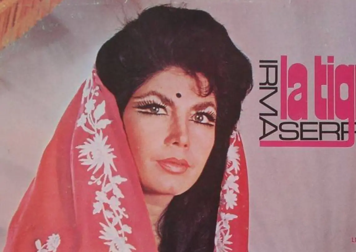 En 1961 Serrano tambi&eacute;n debut&oacute; como actriz en la pel&iacute;cula Santo contra los zombies.