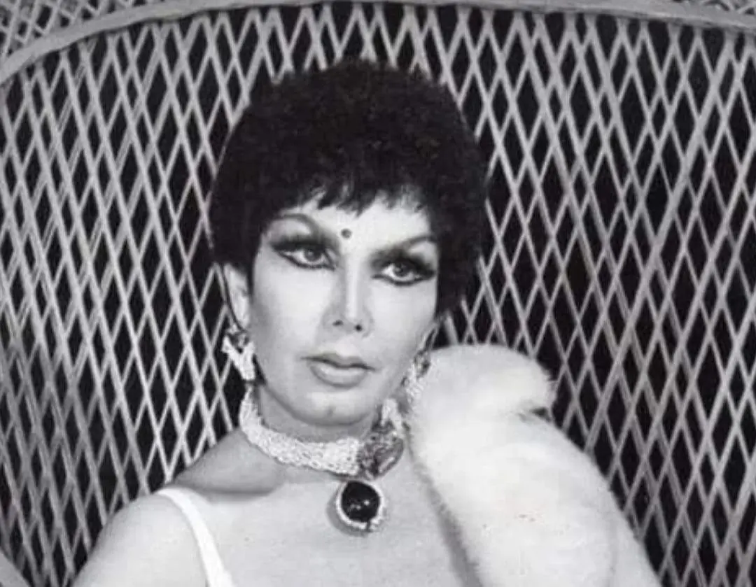 En los a&ntilde;os 90 incursion&oacute; en la pol&iacute;tica y uni&oacute; al Partido del Frente Cardenista de Reconstrucci&oacute;n Nacional, cansada de las injusticias.