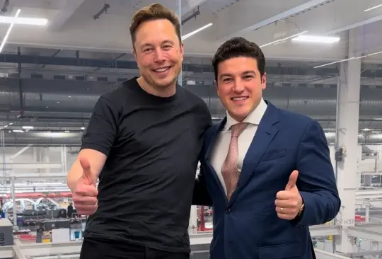 El futuro es brillante. Gracias @elonmusk, gracias @Tesla escribió el gobernador de Nuevo León El futuro es brillante. Gracias @elonmusk, gracias @Tesla escribió el gobernador de Nuevo León