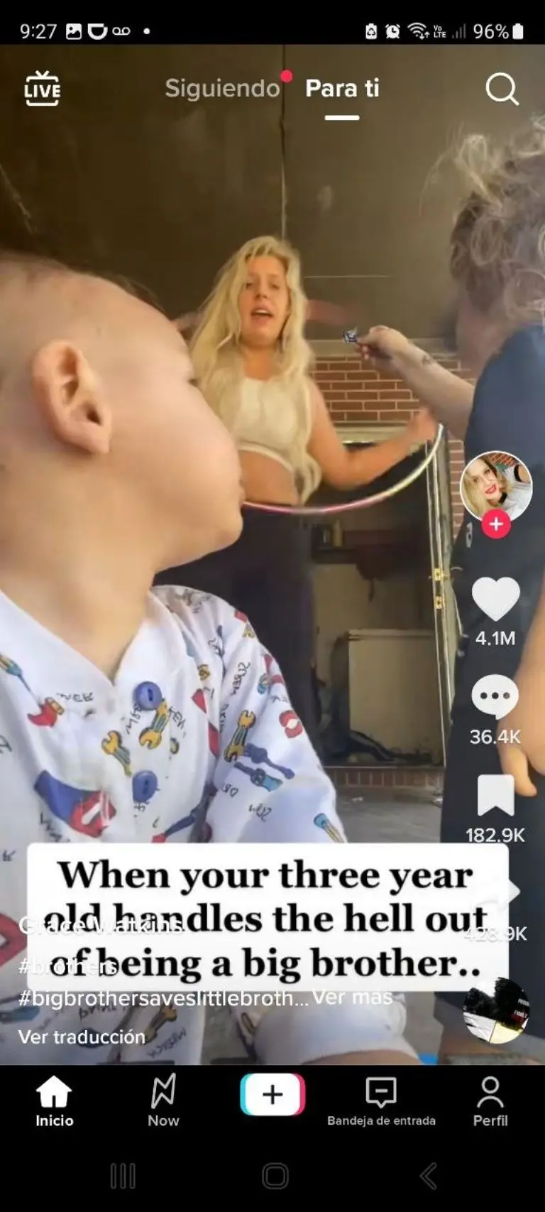 Niño salva a bebé - Tomada de video