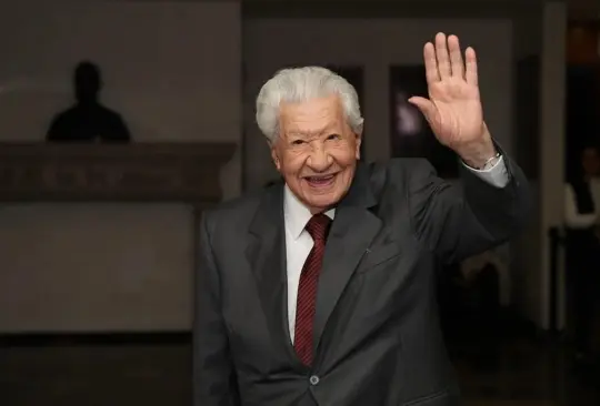 El primer actor falleció a los 98 años de edad. El primer actor falleció a los 98 años de edad.