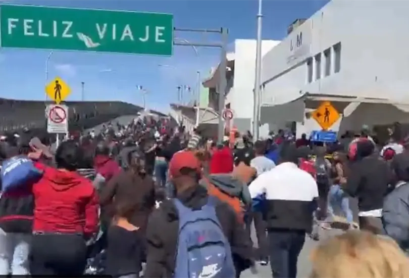 fueron atraídos por el rumor de que se les daría paso libre por la celebración de un supuesto día del migrante. fueron atraídos por el rumor de que se les daría paso libre por la celebración de un supuesto día del migrante.