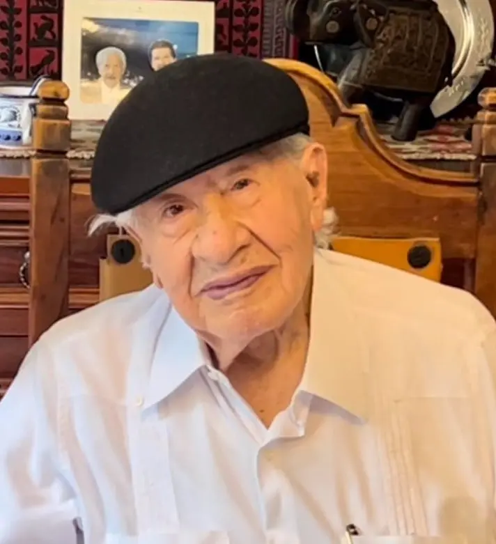 El actor falleci&oacute; el pasado 11 de marzo de 2023 a la edad de 98 a&ntilde;os por complicaciones de una neumon&iacute;a y oclusi&oacute;n interstinal.