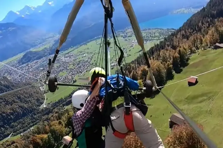 Hombre sobrevive de milagro tras error de instructor - Tomada de video