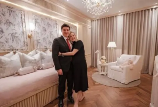 Recientemente se dio a conocer en redes sociales la lujosa habitación de Mariel, la hija de Samuel García y Mariana Rodríguez, quien está a punto de nacer. Te la mostramos.