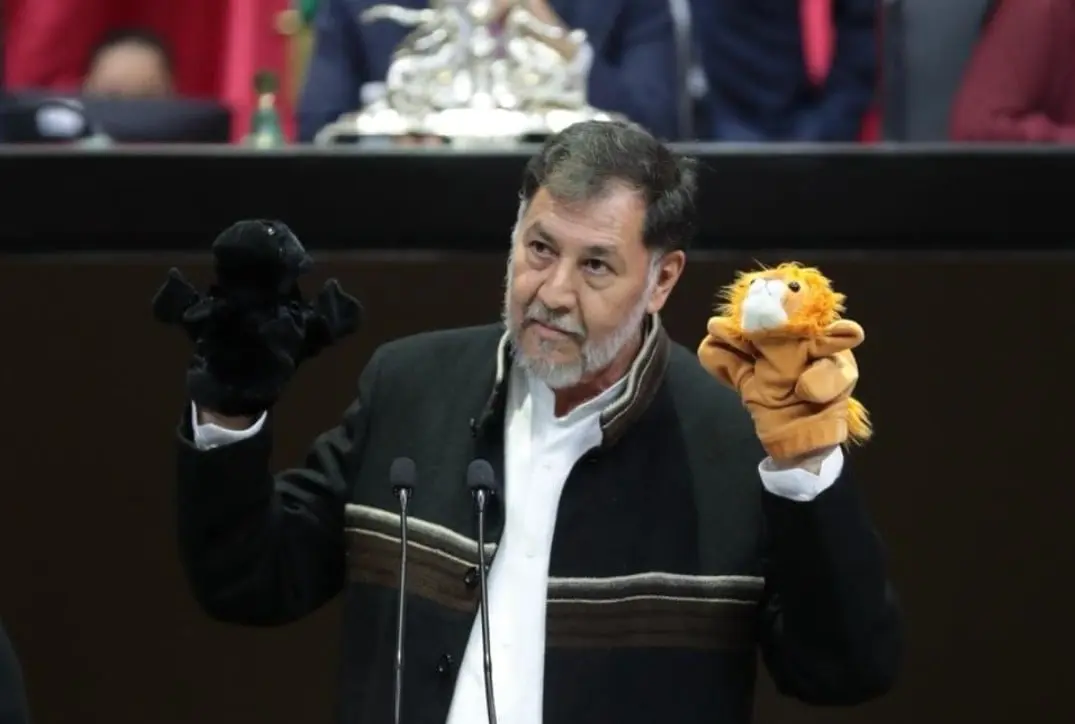 Gerardo Fernández Noroña, actual diputado por el Partido del Trabajo (PT), se ha convertido en uno de los políticos más controversiales por sus protestas y enfrentamientos con expresidentes.