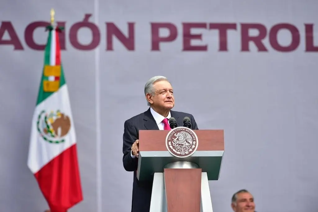 Durante el 85 aniversario de la Expropiación Petrolera, el presidente Andrés Manuel López Obrador celebró que se nacionalizó el litio. 