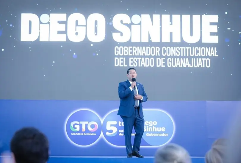 Diego Sinhue, gobernador de Guanajuato. Diego Sinhue, gobernador de Guanajuato.