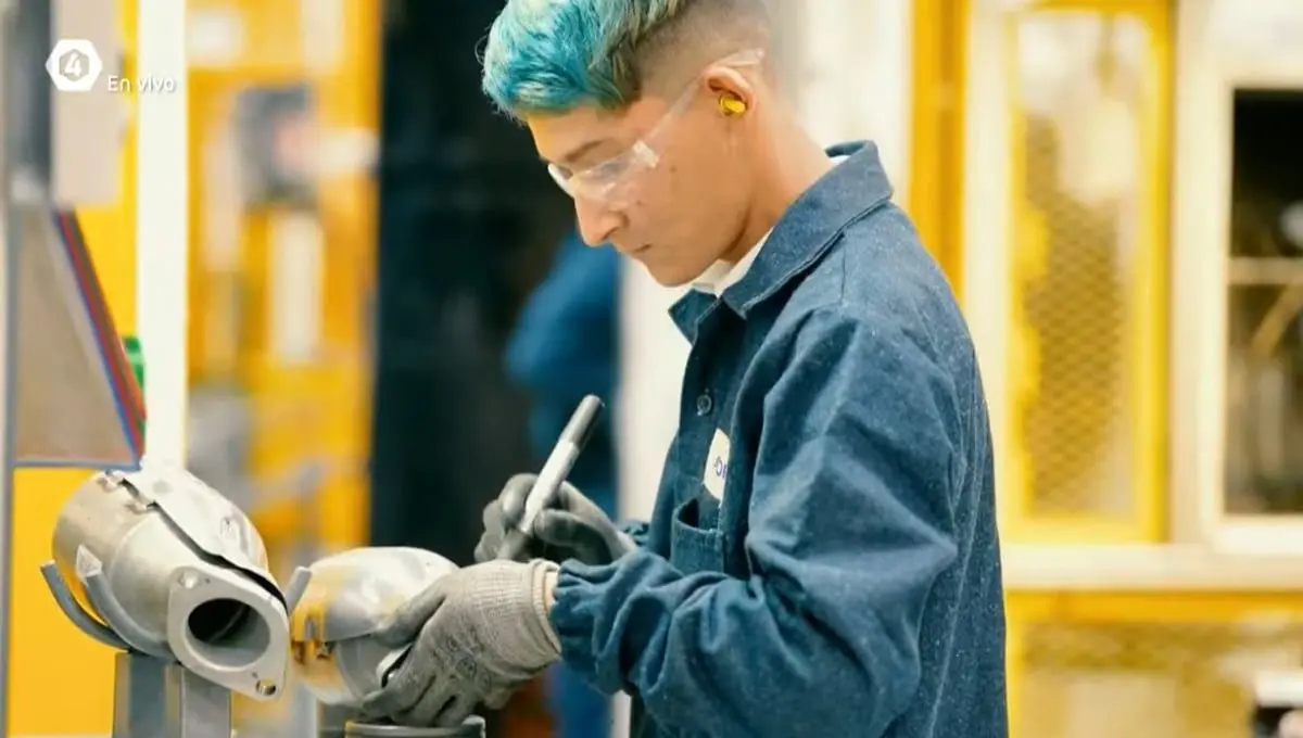 Otorgando cr&eacute;ditos el gobierno de Guanajuato logr&oacute; salvar m&aacute;s de 100 mil empleos: 'un aplauso a nuestros empresarios porque confiaron en nosotros, nosotros confiamos en ellos y salvamos much&iacute;simos empleos', dijo el gobernador.