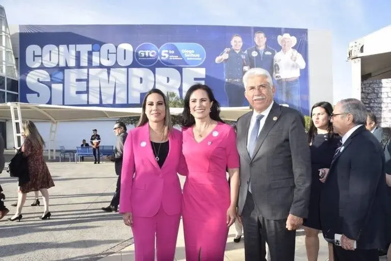  Lorena Alfaro y Alejandra Gutiérrez 