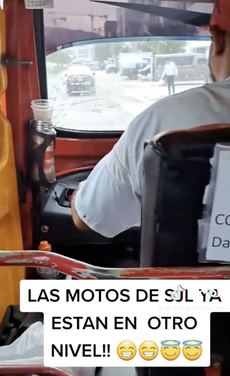 Mototaxi ofrece internet gratis a pasajeros. Créditos: @gilmerperutiktok